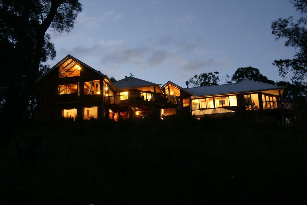 Bed In The Treetops B&B เซนต์เฮเลนส์ ภายนอก รูปภาพ